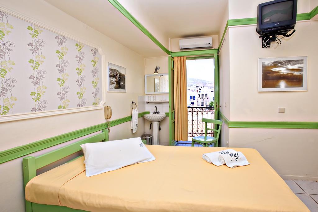 Aegli 1876 Hotel Tinos Phòng bức ảnh