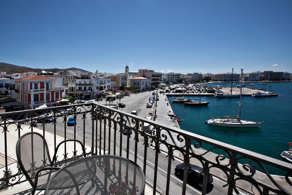 Aegli 1876 Hotel Tinos Phòng bức ảnh